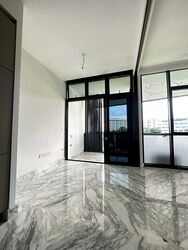 Van Holland (D10), Condominium #559796281